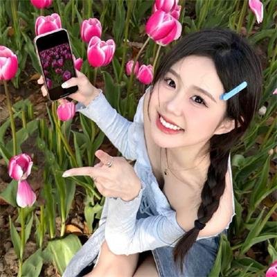 少女嬉春