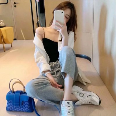 中年女性